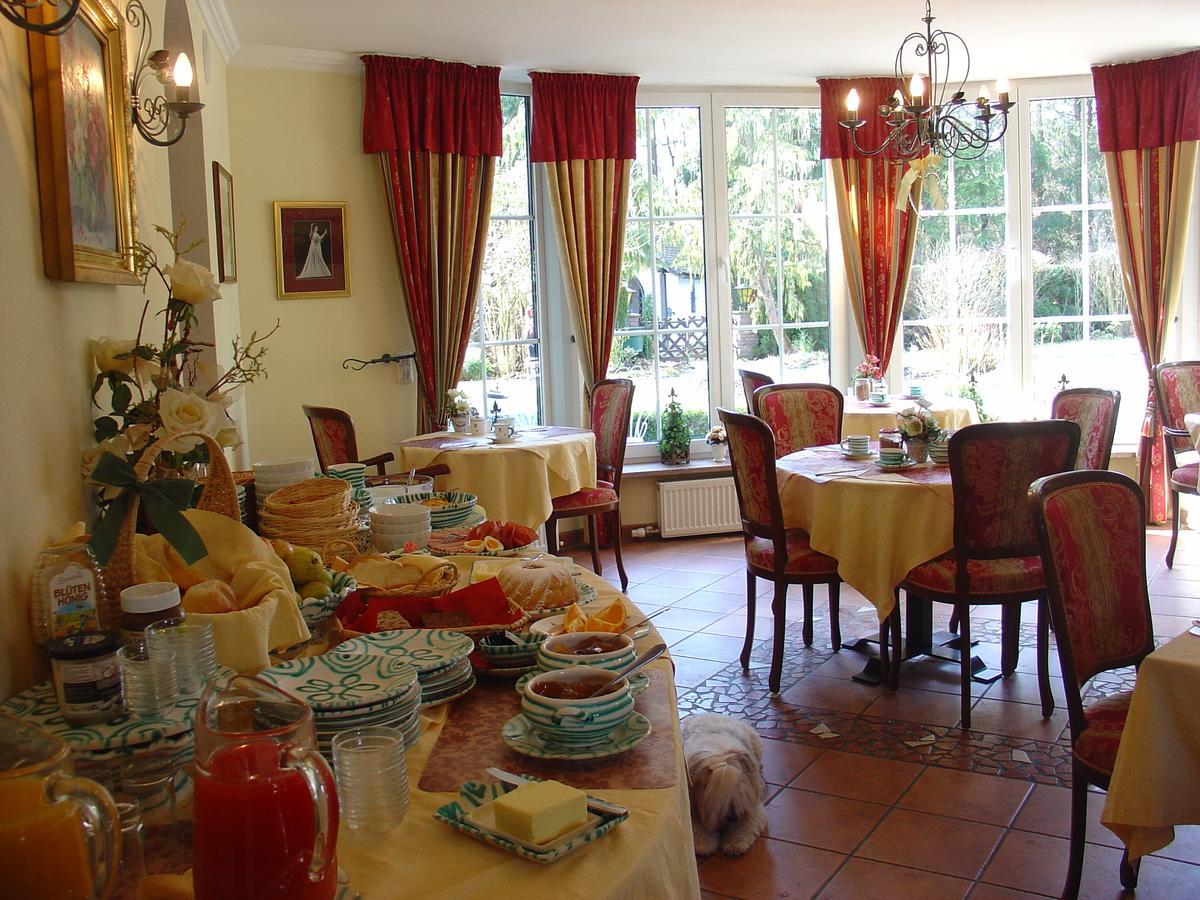 Haus Am Moos Bed & Breakfast Salzburg Exterior photo