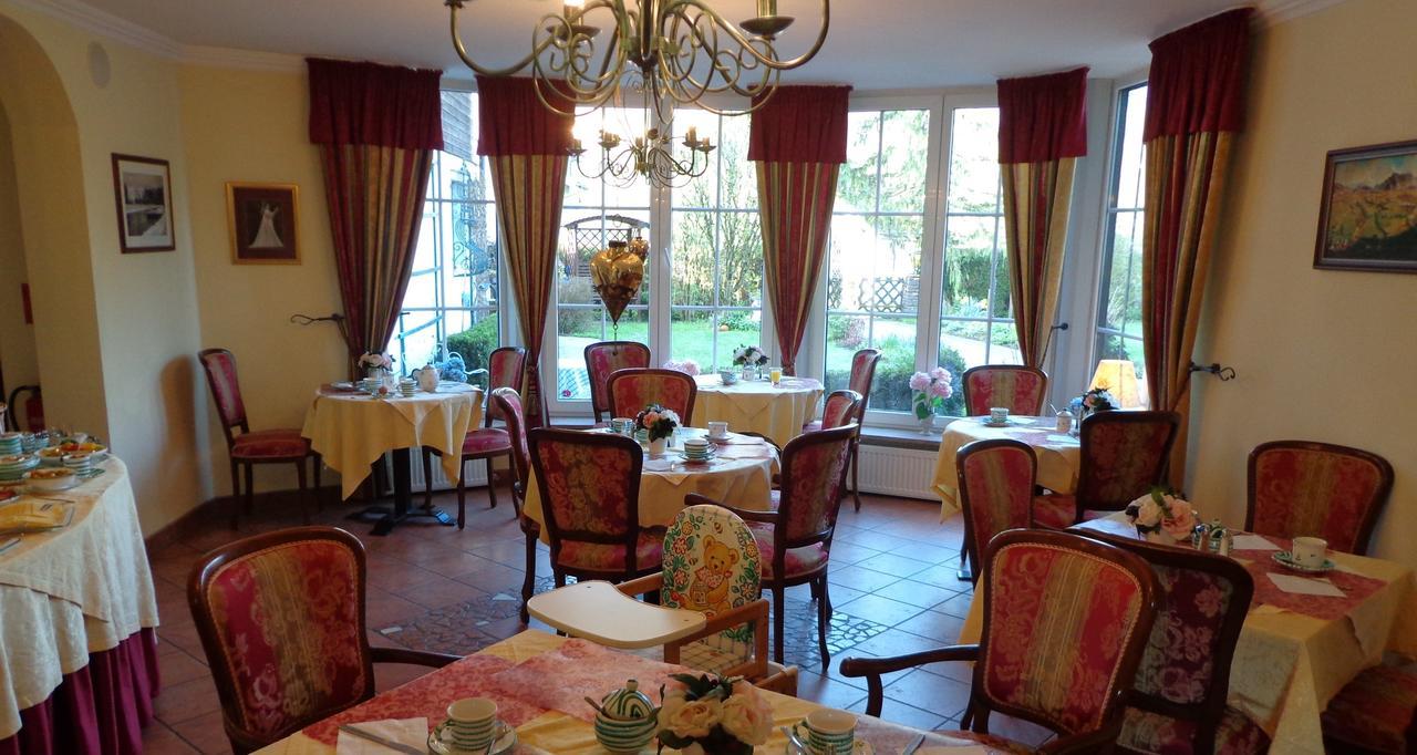 Haus Am Moos Bed & Breakfast Salzburg Exterior photo